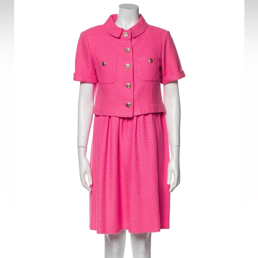 St. John Dress Suit in Barbie Pink